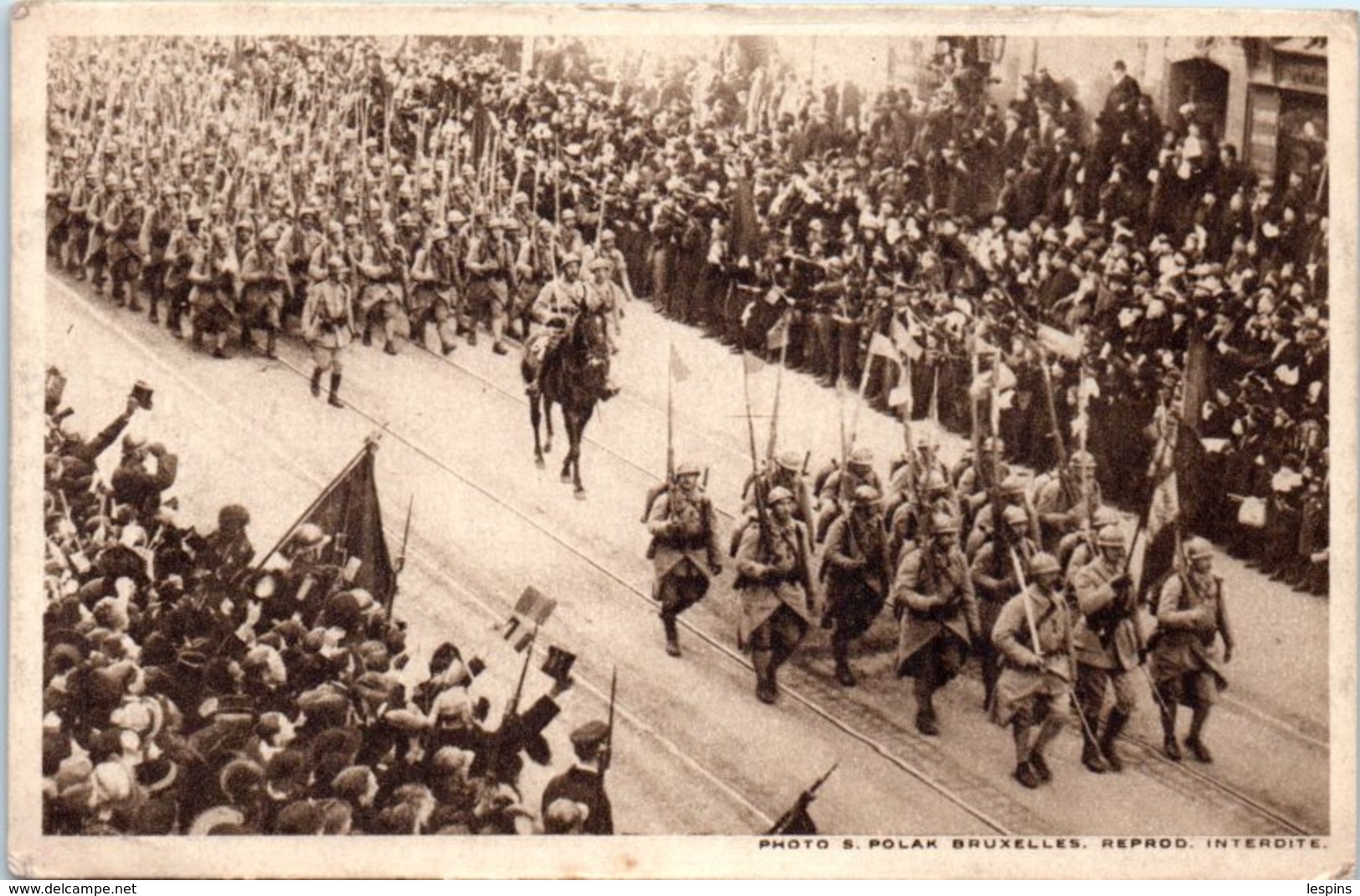 BELGIQUE - BRUXELLES -- Le Drapeau Français - Fêtes, événements