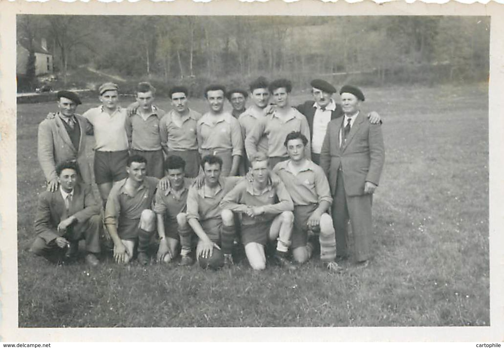 64 - DIUSSE - Petite Photo De L'Olympique - Vainqueur De La Coupe Départementale UFOLEP Des Basses Pyrénées - Football - Lugares