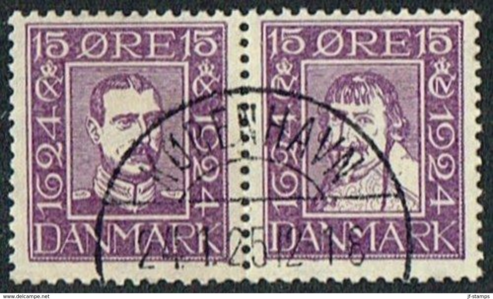 1924. 300th Anniversary Of The Post Office. 15 Øre Violet Chr. IV. PAIR. KØBENHAVN 24... (Michel 135-136) - JF168231 - Usati