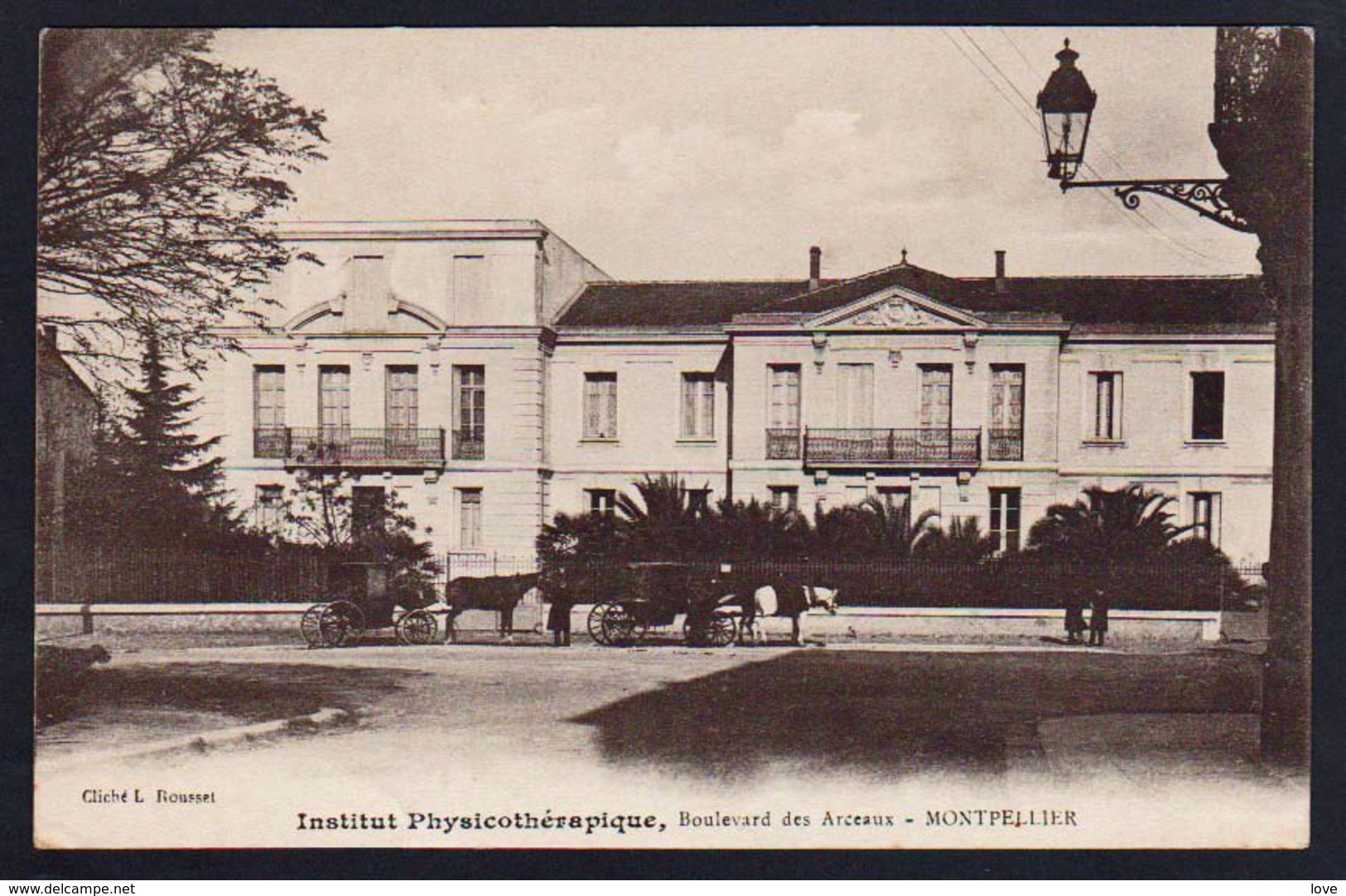 MONTPELLIER: Belle Vue éclairée Sur L'Institut Physiothérapique. Carte Obl. En 1923. - Montpellier