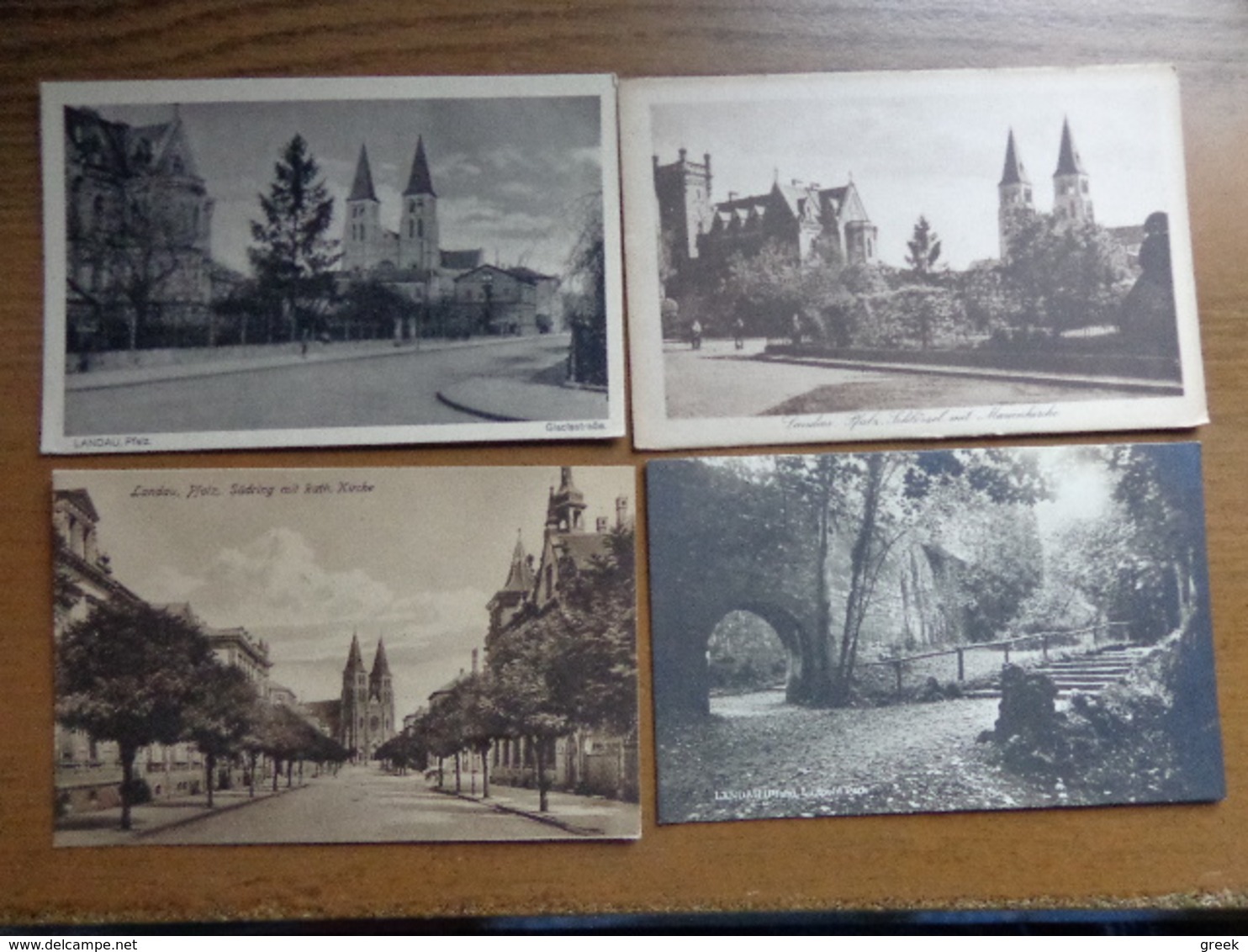 Doos postkaarten (3kg900) Allerlei landen en thema's (gekleurd als zwart wit) zie enkele foto's
