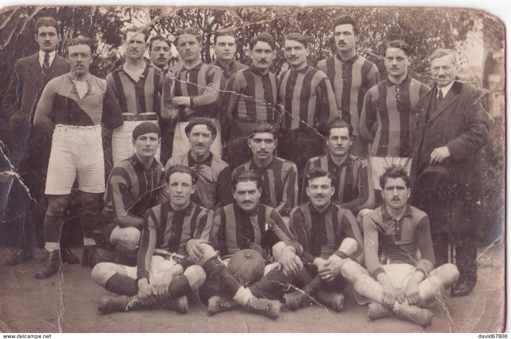 CARTE PHOTO EQUIPE DE RUGBY DES ENVIRONS DE TOULOUSE TRES AMINÉES VENDU DANS L'ÉTAT - Rugby