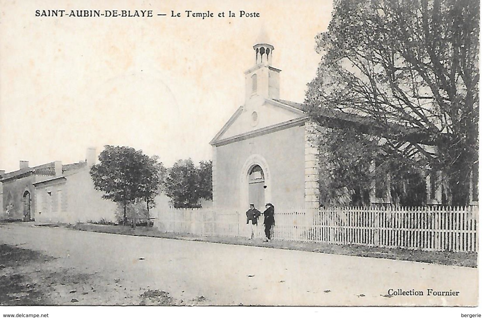 Nv/ 1    33    Saint-aubin De Blaye    Le Temple & La Poste   (animations) - Autres & Non Classés