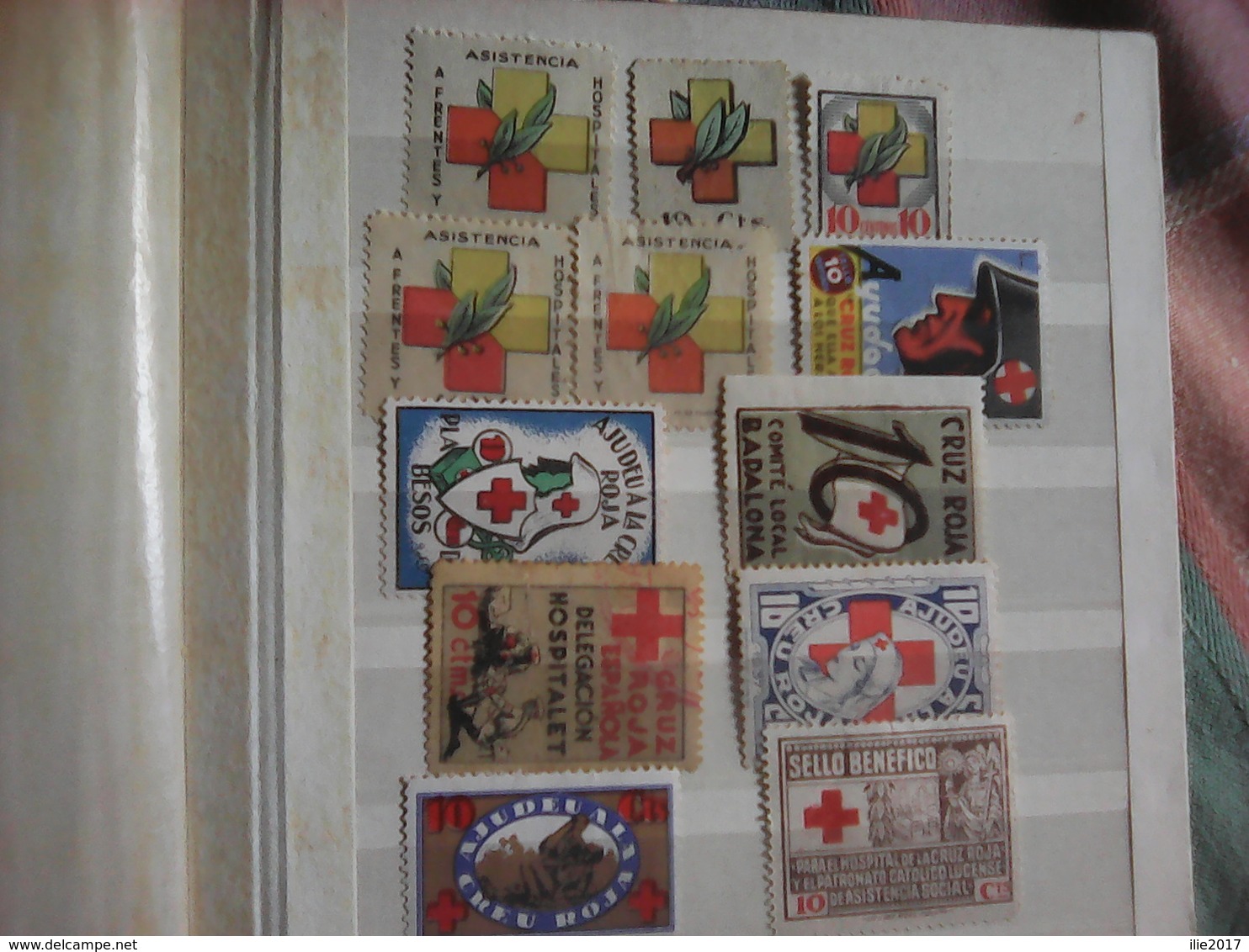 12 Local Stamps From Spain, Cruz Roja - Unused Stamps