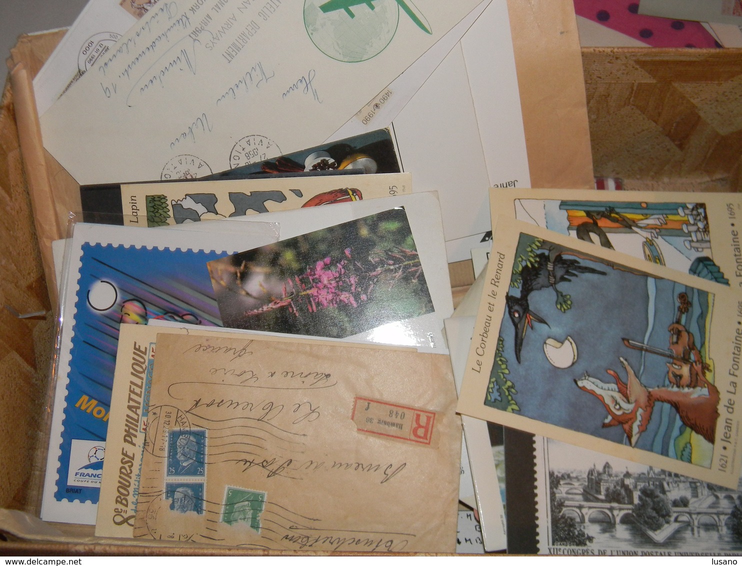 Vide-boîte à Chaussures : Enveloppes, FDC, CP, Mini-carnets, Timbres : 1,5kg De Matériel. Tout N'est Pas Représenté. - Lots & Kiloware (mixtures) - Max. 999 Stamps