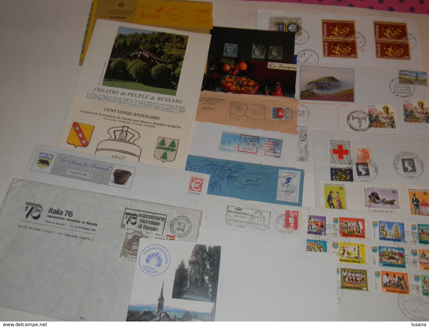 Vide-boîte à Chaussures : Enveloppes, FDC, CP, Mini-carnets, Timbres : 1,5kg De Matériel. Tout N'est Pas Représenté. - Lots & Kiloware (mixtures) - Max. 999 Stamps