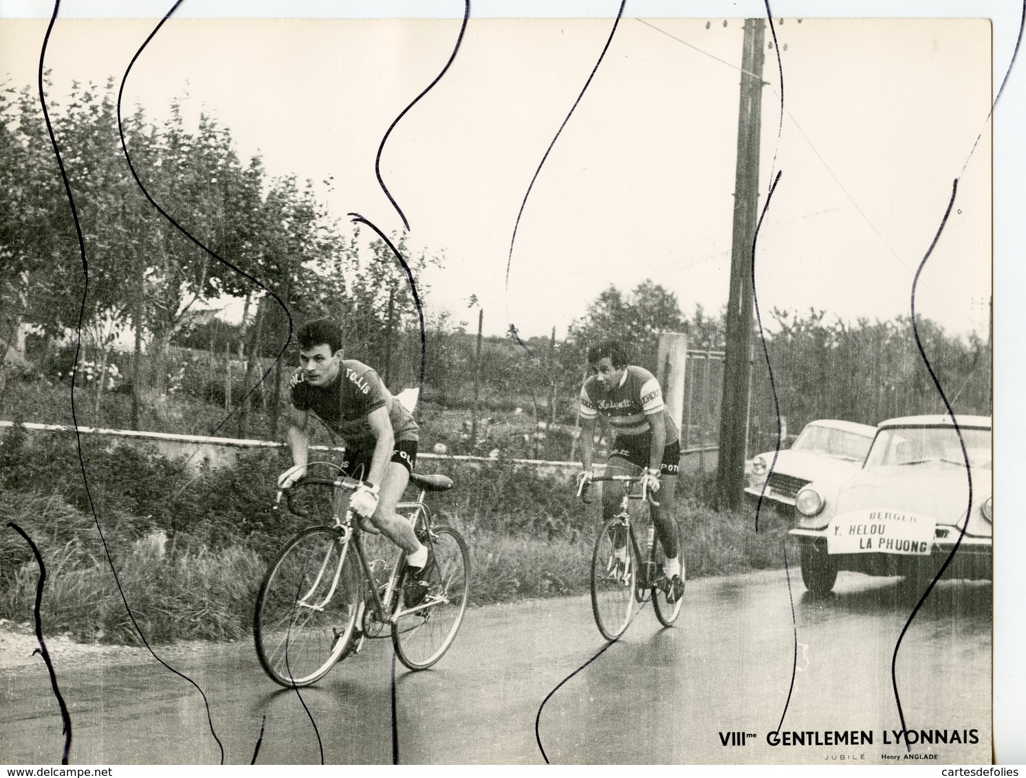 PHOTO ANIMÉE. 7 Eme Gentlemen Lyonnais. Jubilé  HENRY ANGLADE . BERGER Y HELOU. LA PHUONG. Voiture DS - Ciclismo