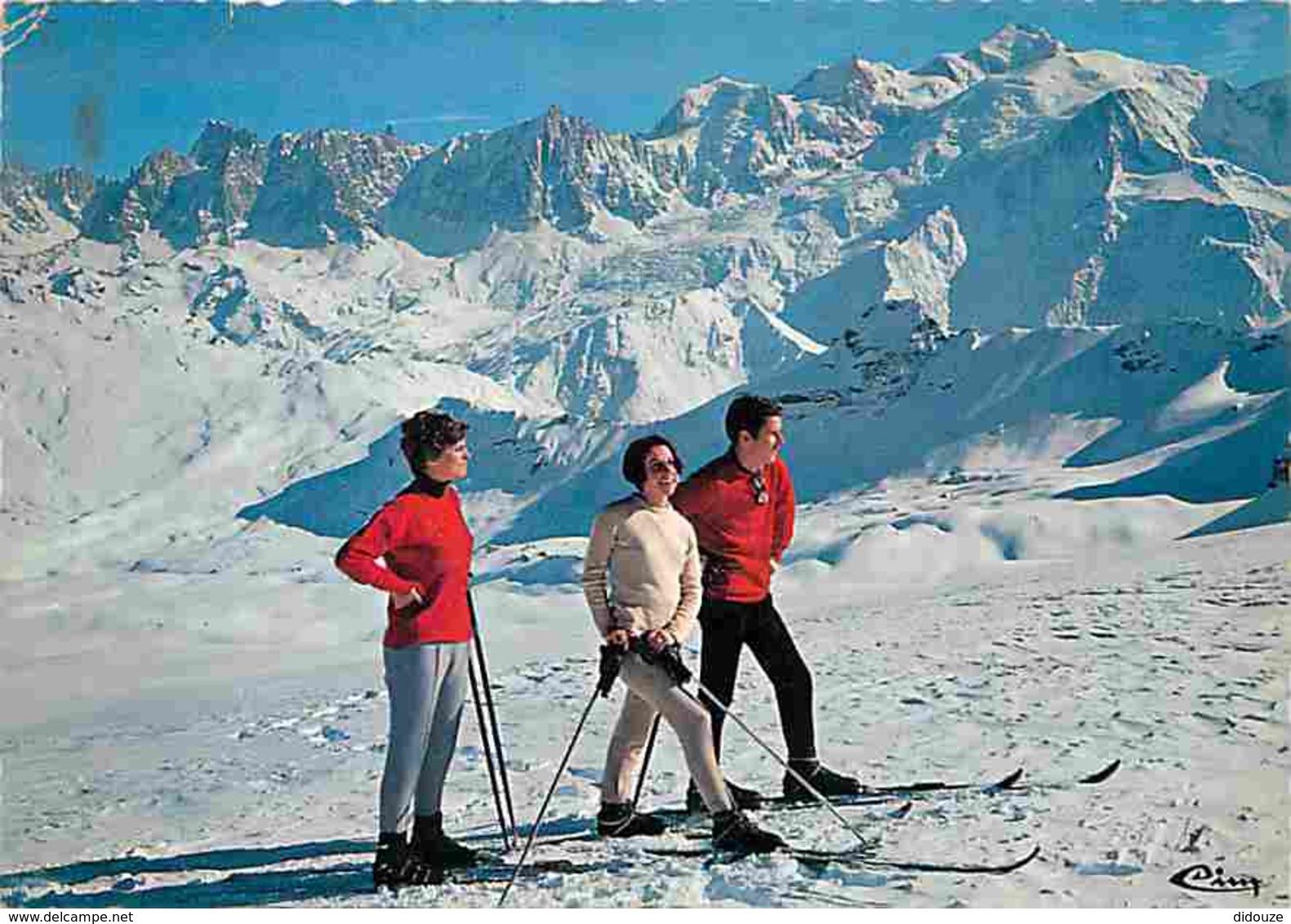 74 - Flaine - Le Massif Du Mont Blanc - Les Grandes Platières - Skieurs - Hiver - Neige - Voir Scans Recto-Verso - Autres & Non Classés