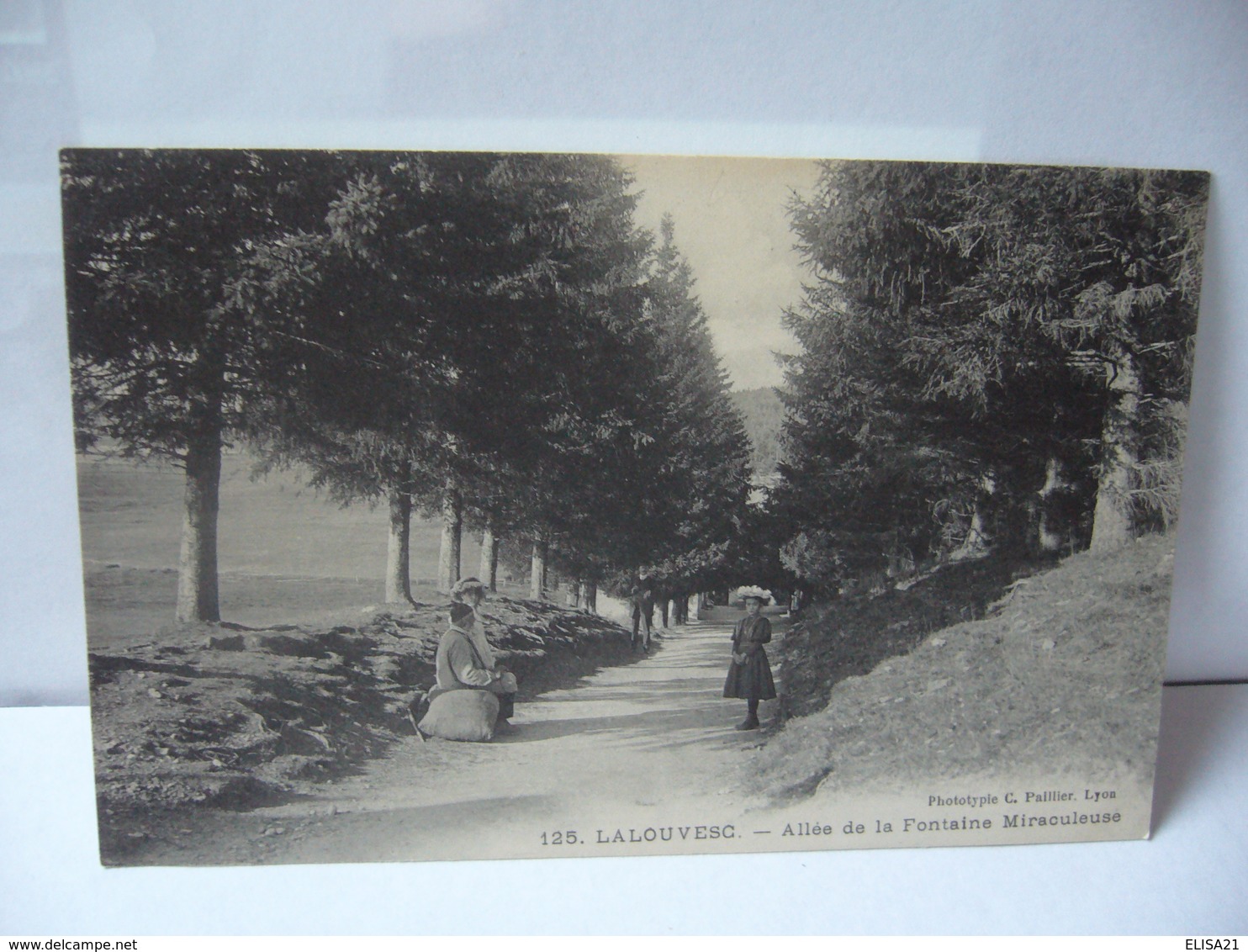 125 . LA LOUVESC 07 ARDÈCHE ALLÉE DE LA FONTAINE MIRACULEUSE CPA Phototypie C Paillet Lyon - La Louvesc