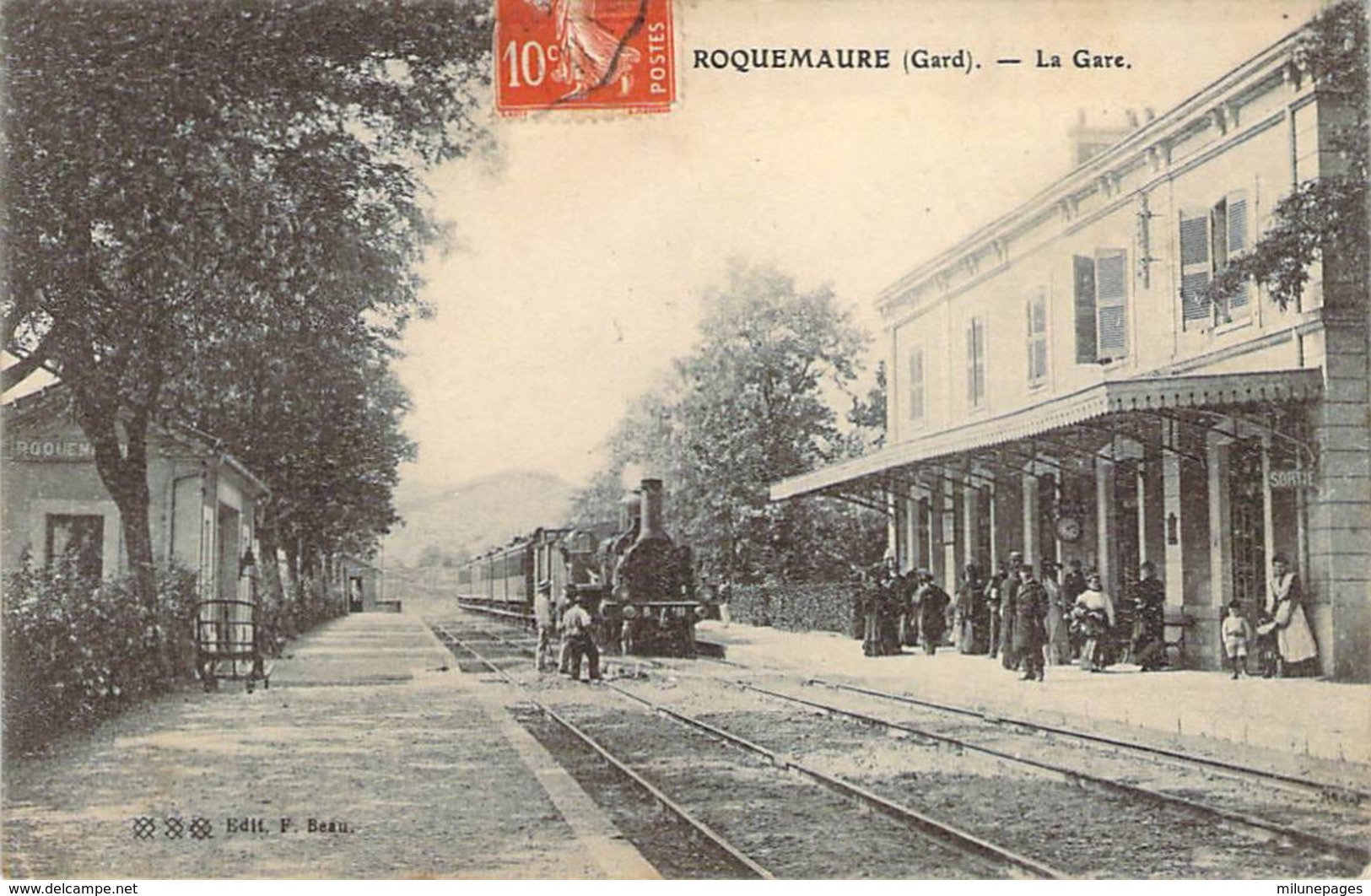 30 GARD LE Train Entrant En Gare De ROQUEMAURE - Roquemaure