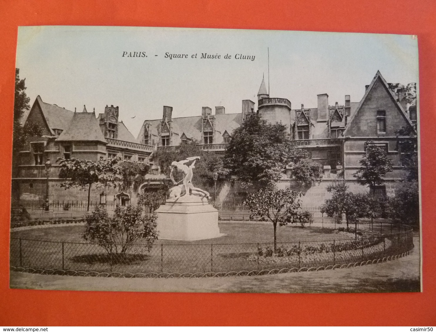 PARIS SQUARE ET MUSEE DE CLUNY - Musei