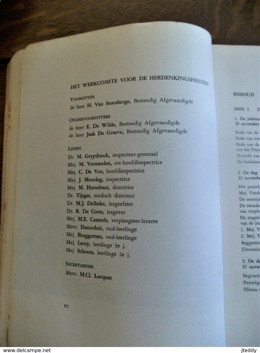 FEEST BUNDEL  PROVINCIAAL INSTITUUT   VOOR   VERPLEEGKUNDE  1971   GENT - Historische Documenten
