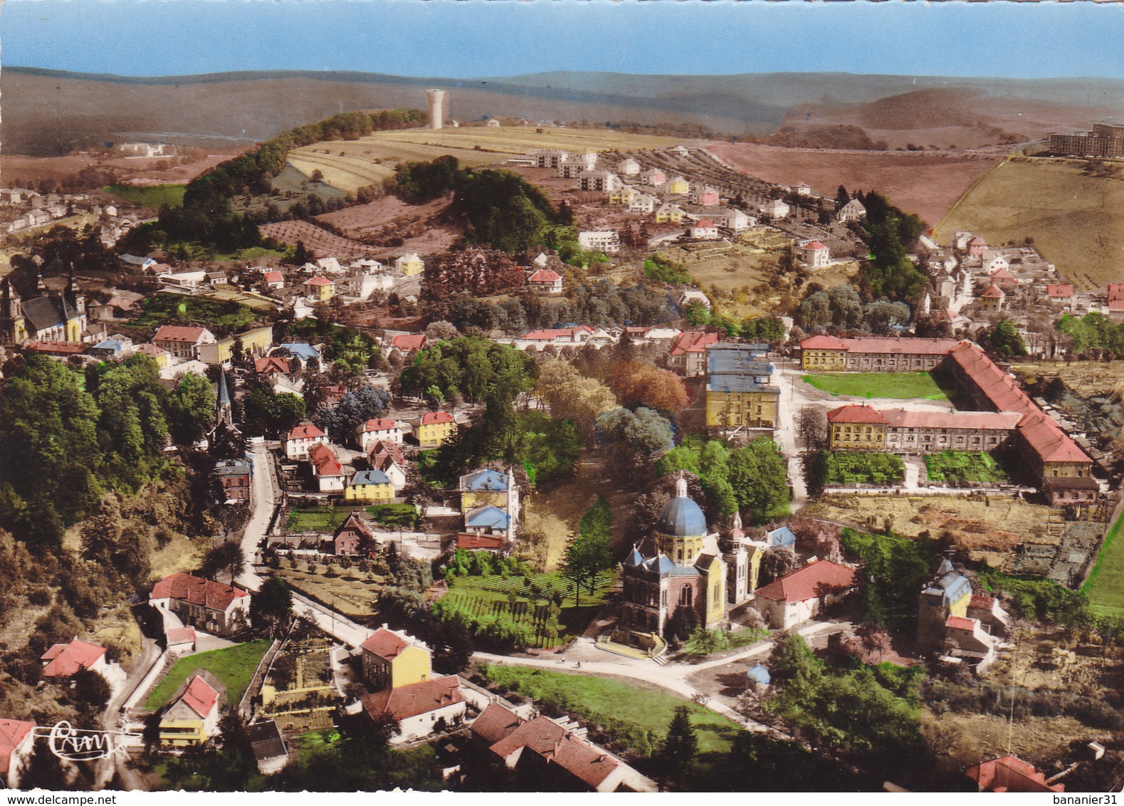 CPSM 57 @ SAINT AVOLD - La Carrière - La Basilique Vers 1960 - Saint-Avold