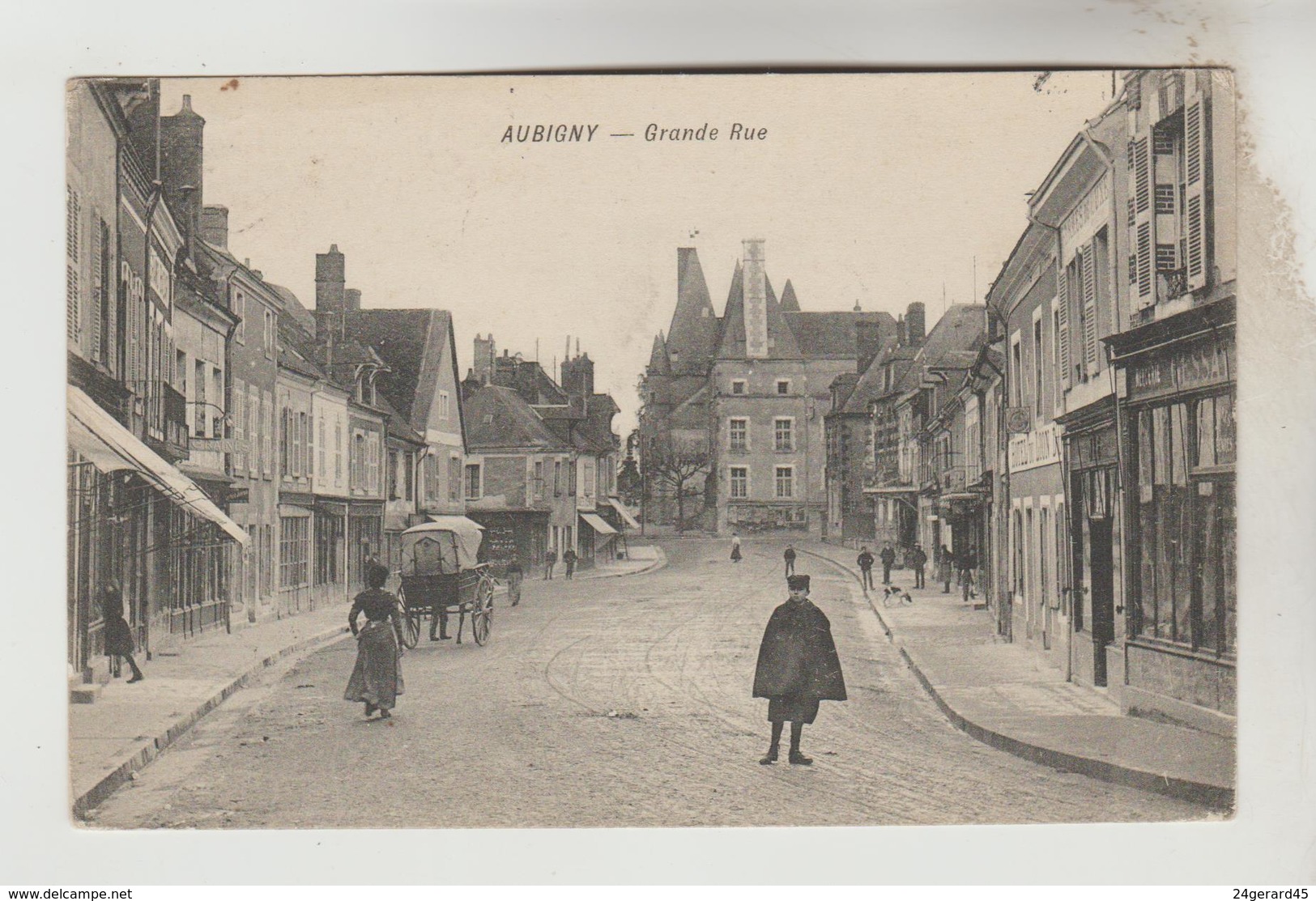 CPA AUBIGNY SUR NERE (Cher) - Grande Rue - Aubigny Sur Nere