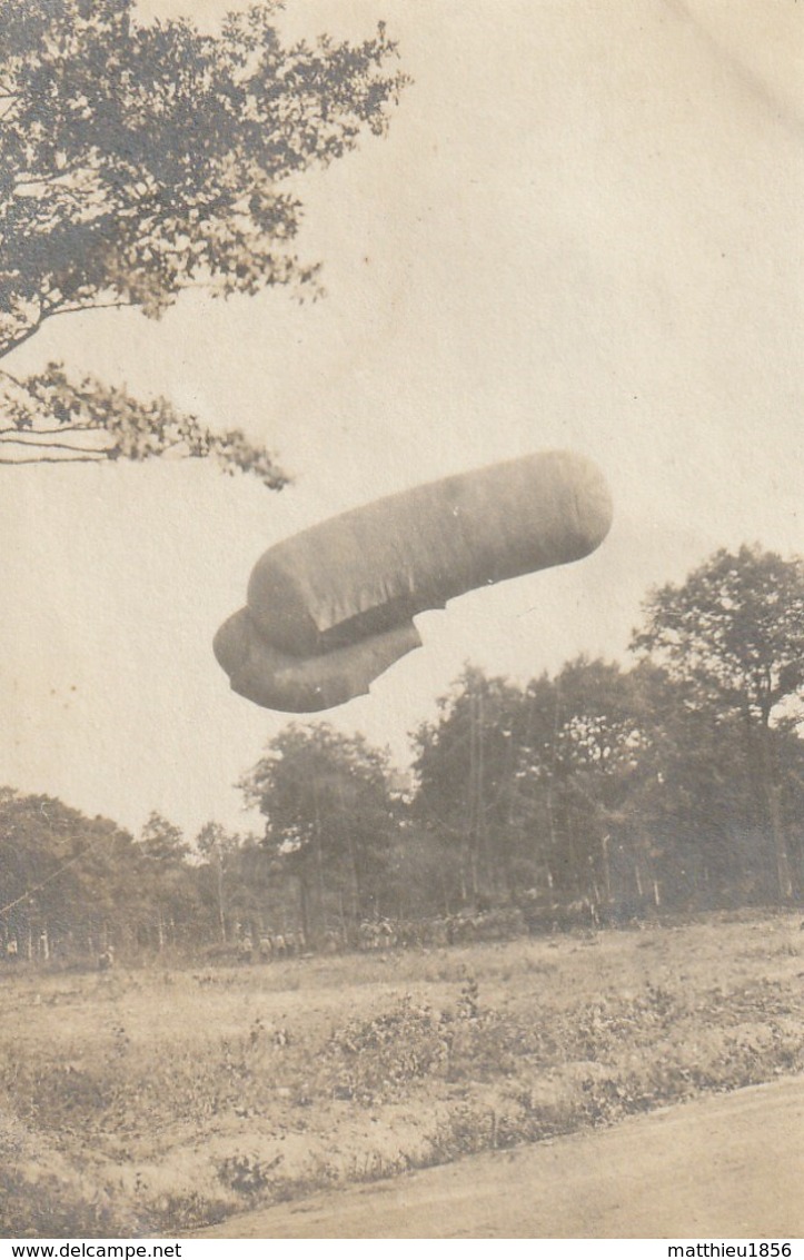 Photo Aout 1915 BENAMENIL - Ballon Captif Commençant à Monter (A216, Ww1, Wk 1) - Altri & Non Classificati