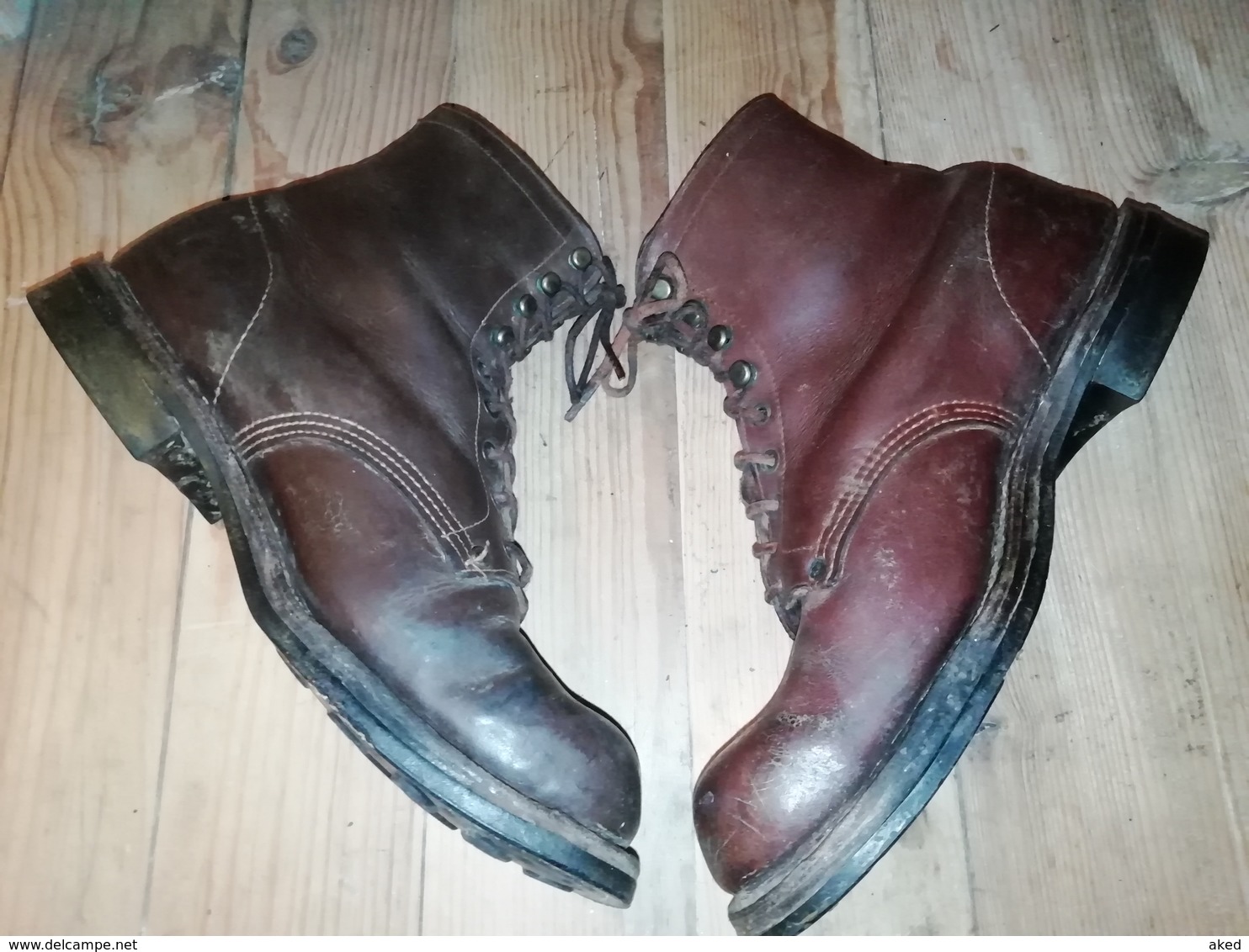 Anciens Brodequins En Cuir 40's - 1939-45