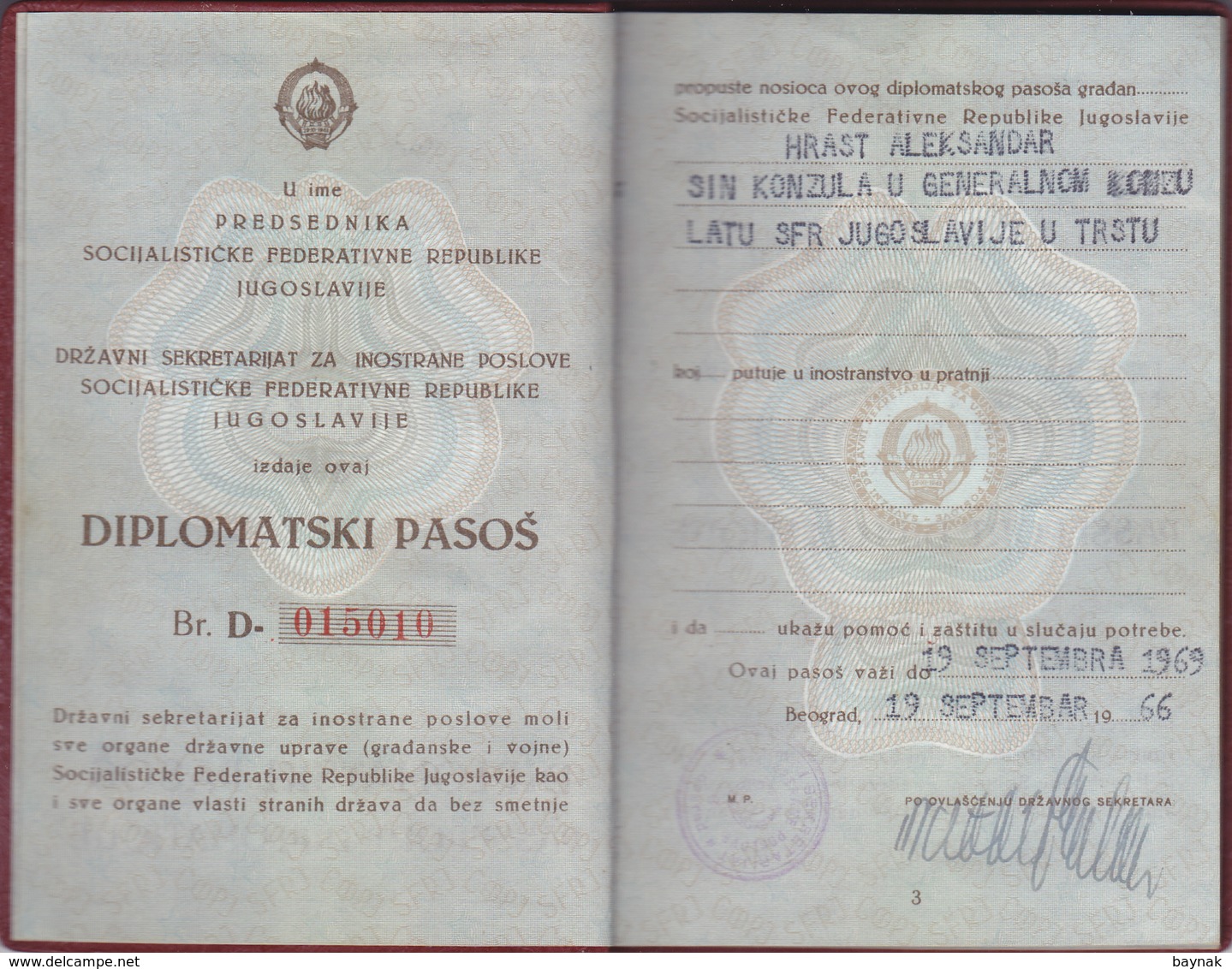 SFRJ  - YUGOSLAVIA  - DIPLOMATIC PASSPPORT  - SON OF YU CONSUL IN TRIESTE, ITALIA  - 1969  - DIPLOMATIC VISA  3 YEAR - Historische Dokumente