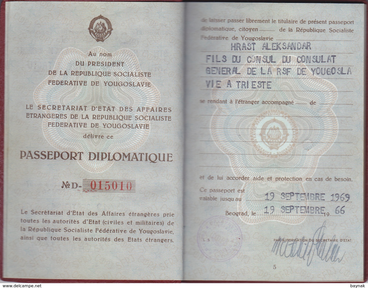 SFRJ  - YUGOSLAVIA  - DIPLOMATIC PASSPPORT  - SON OF YU CONSUL IN TRIESTE, ITALIA  - 1969  - DIPLOMATIC VISA  3 YEAR - Historische Dokumente