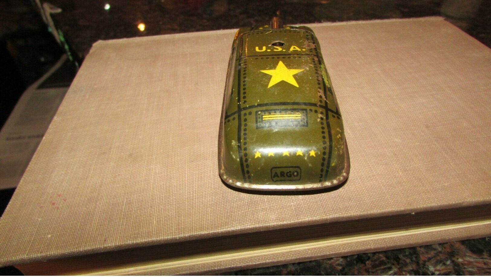 1950's Japanese Made Tin US Army Toy Car - Toy Memorabilia