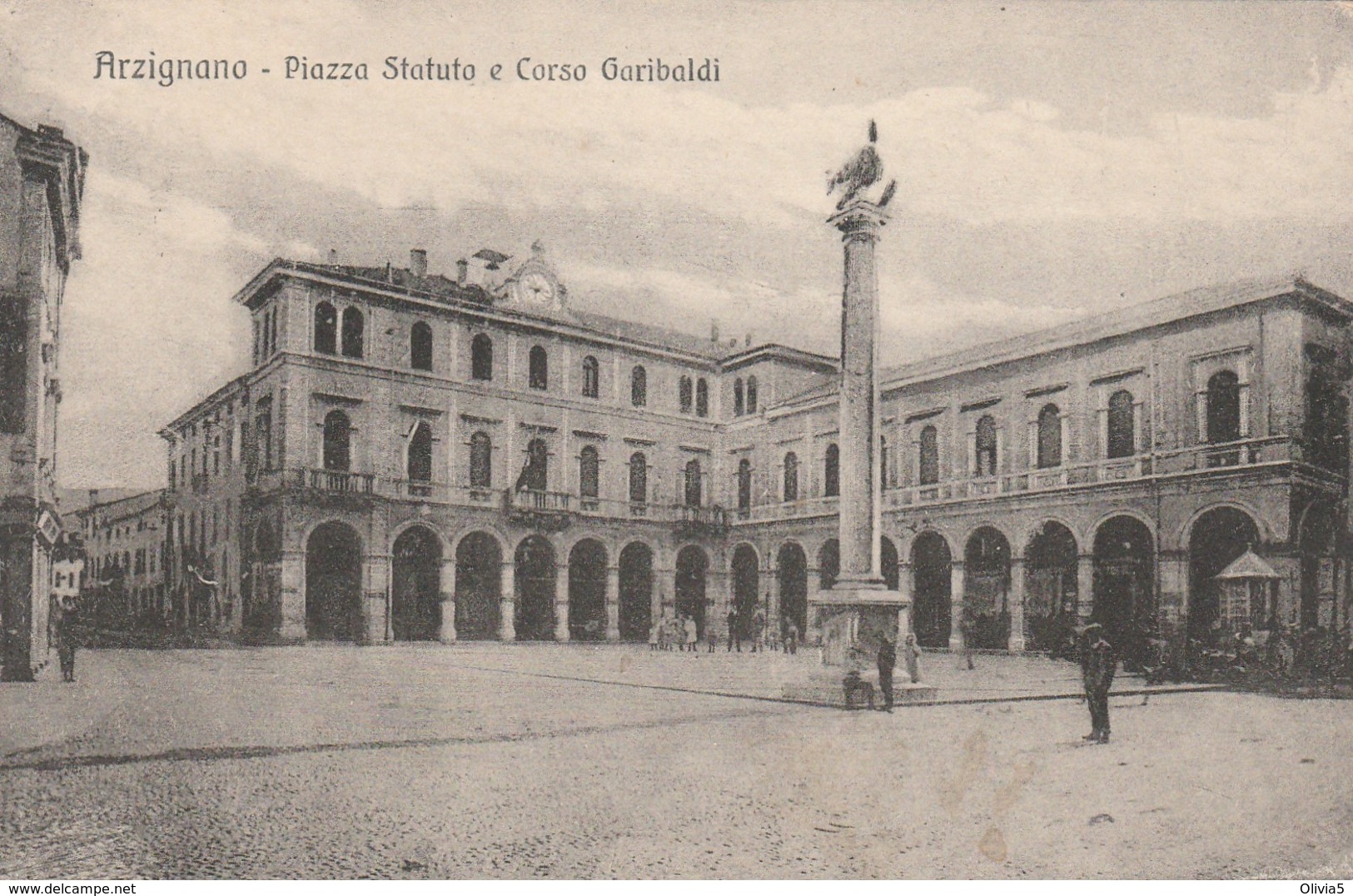 ARZIGNANO - PIAZZA STATUTO E CORSO GARIBALDI - Vicenza