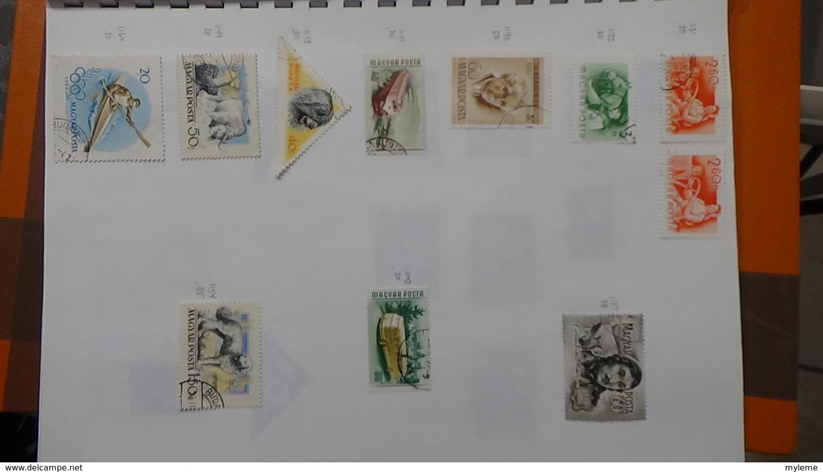 A239 Cahier de timbres de Hongrie dont fin de catalogue. A saisir !!! Voir commentaires