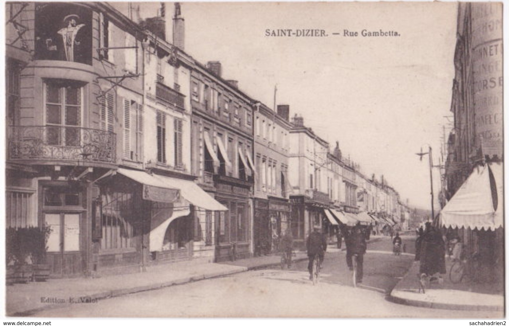 52. SAINT-DIZIER. Rue Gambetta - Saint Dizier