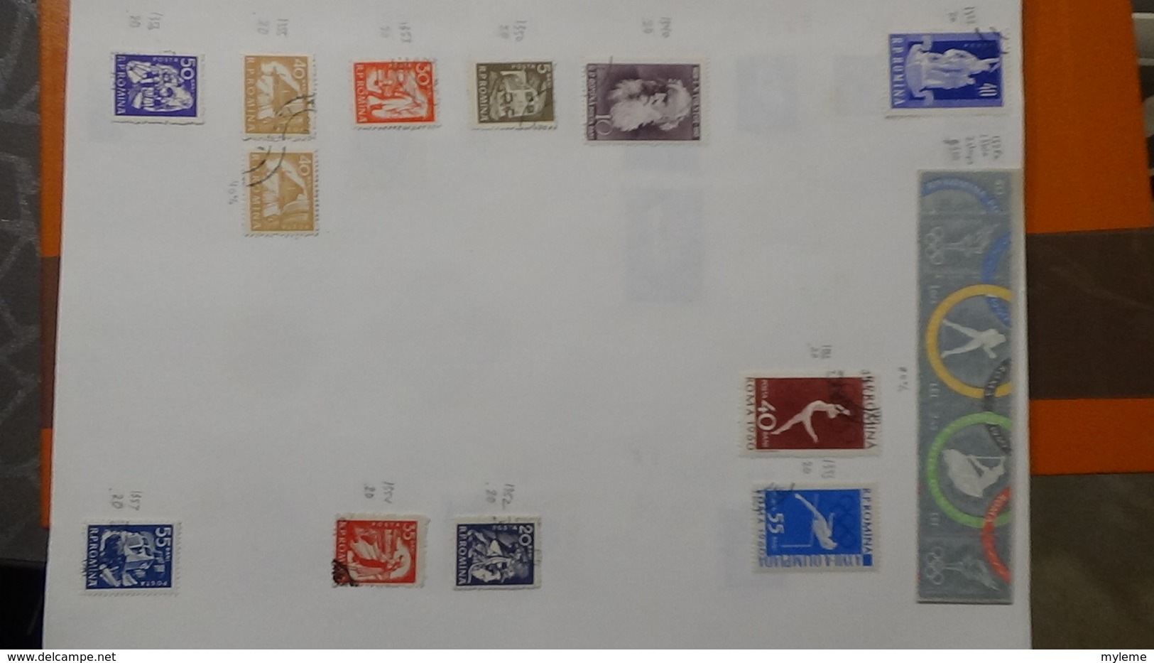 A241 Cahier de timbres de Roumanie dont fin de catalogue. A saisir !!! Voir commentaires