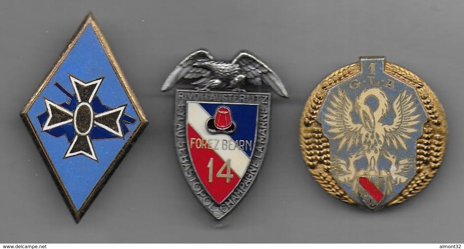 Lot De 3 Insignes Militaires - Autres & Non Classés