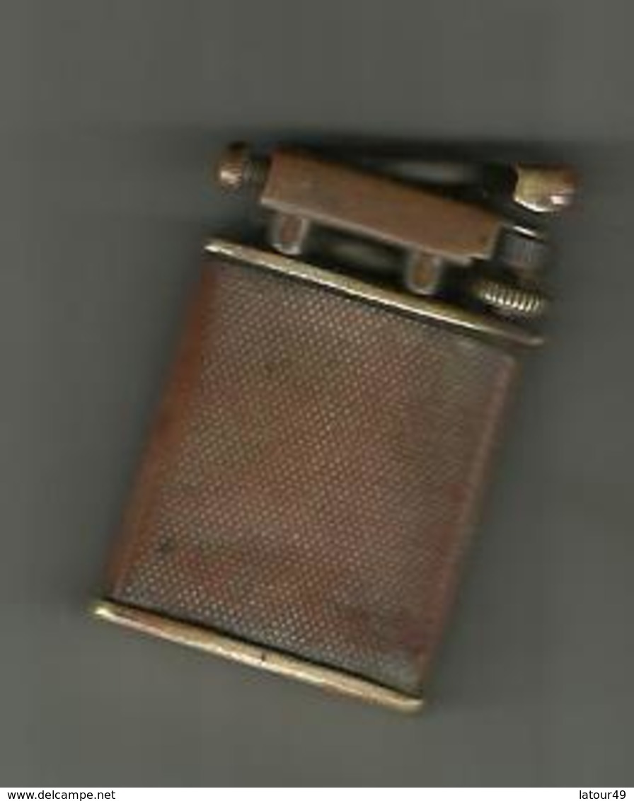 Ancien Briquet Essence Calton Made In England Pap .app.no 34168 - Other & Unclassified
