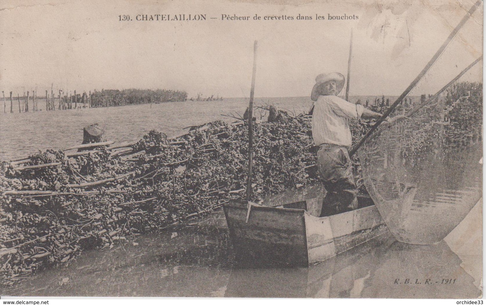 CPA Chatelaillon - Pêcheur De Crevettes Dans Les Bouchots (belle Scène) - Châtelaillon-Plage