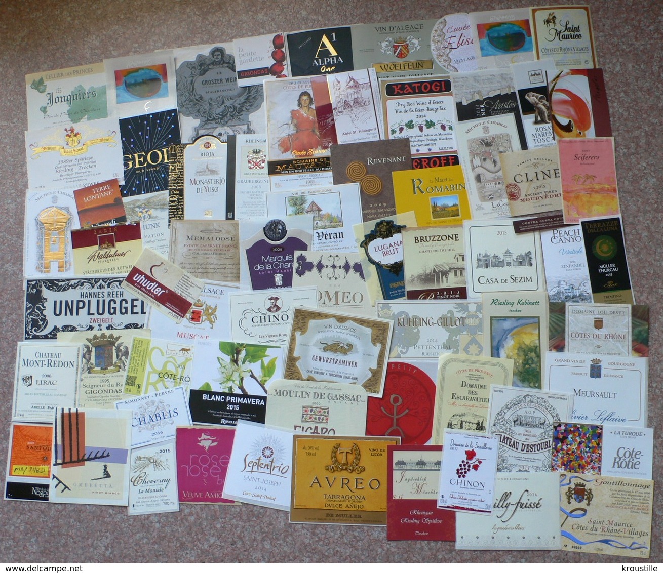 LOT DE 885 ETIQUETTES DE VINS NEUVES, TOUTES DIFFERENTES - DIVERS PAYS - Colecciones & Series