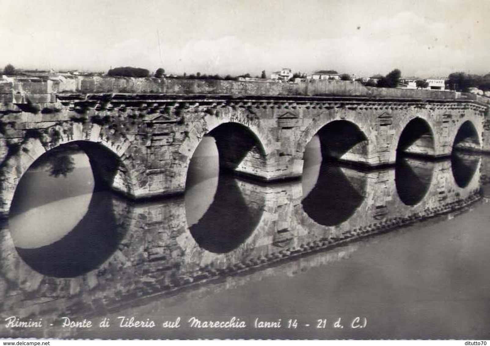 Rimini - Ponte Di Tiberio Sul Marecchia - Formato Grande Non Viaggiata – E 14 - Rimini