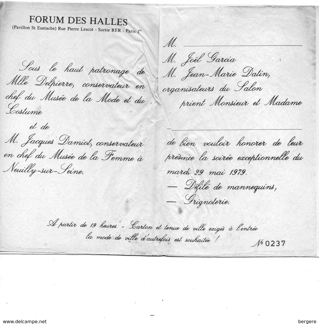 Carte D'invitation Soirée Mai 1979. Forum Des Halles, 1er Salon Des Modes D'autrefois. 2 Scans. - 1940-1970