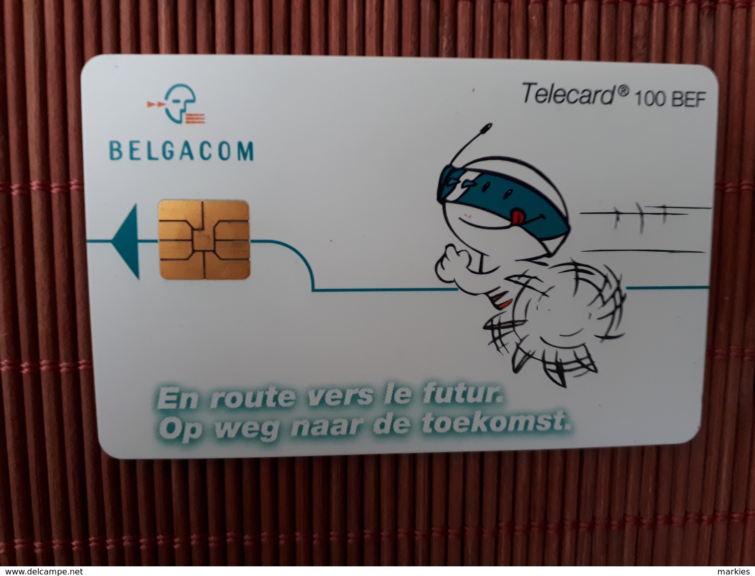 Phonecard Digit Refund HM 31.12.2001. Low Number 000448  (Mint,Neuve) Rare - Avec Puce