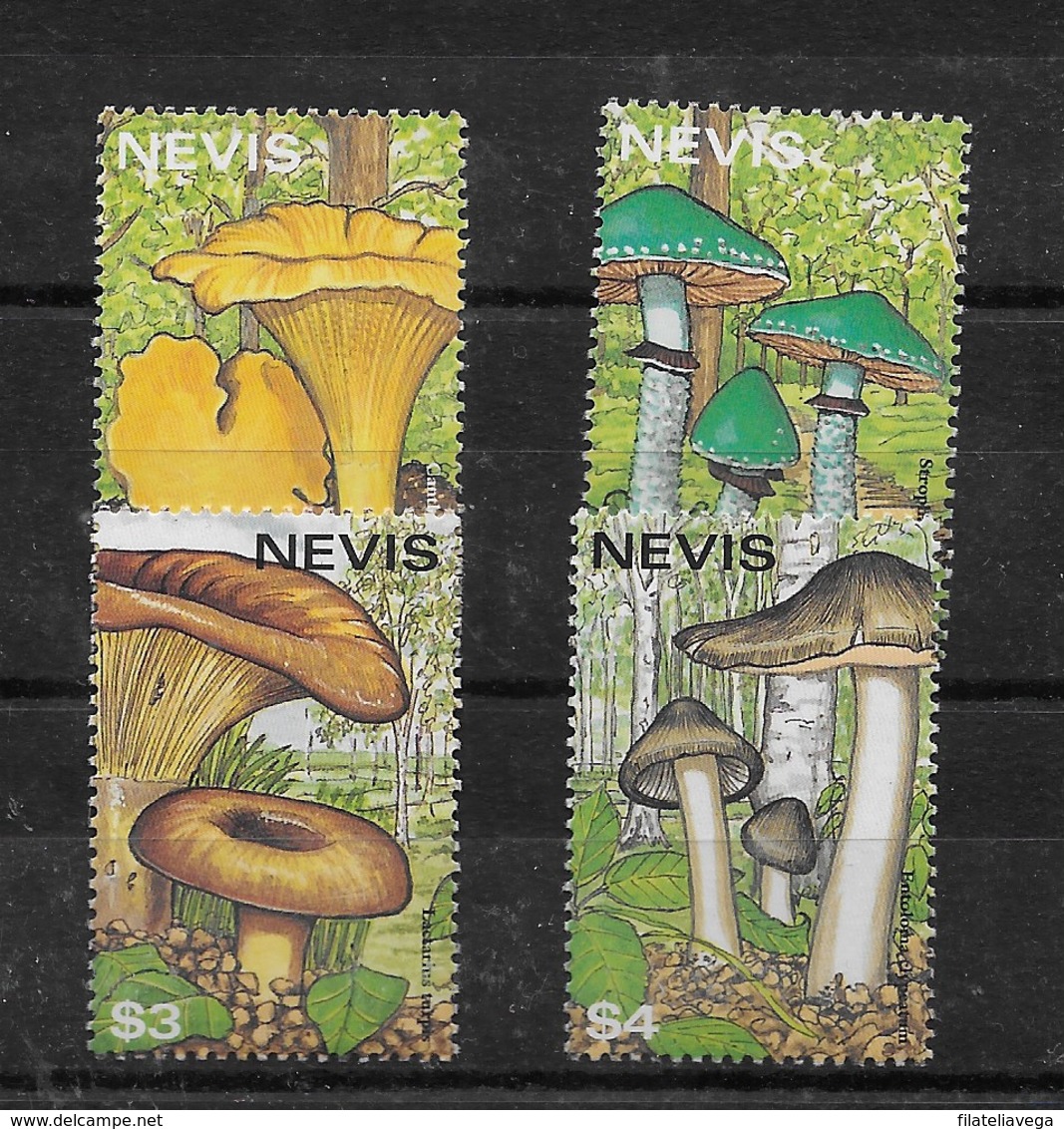 Serie De Nevis Nº Yvert 1044/47 ** SETAS (MUSHROOMS) - St.Kitts Y Nevis ( 1983-...)