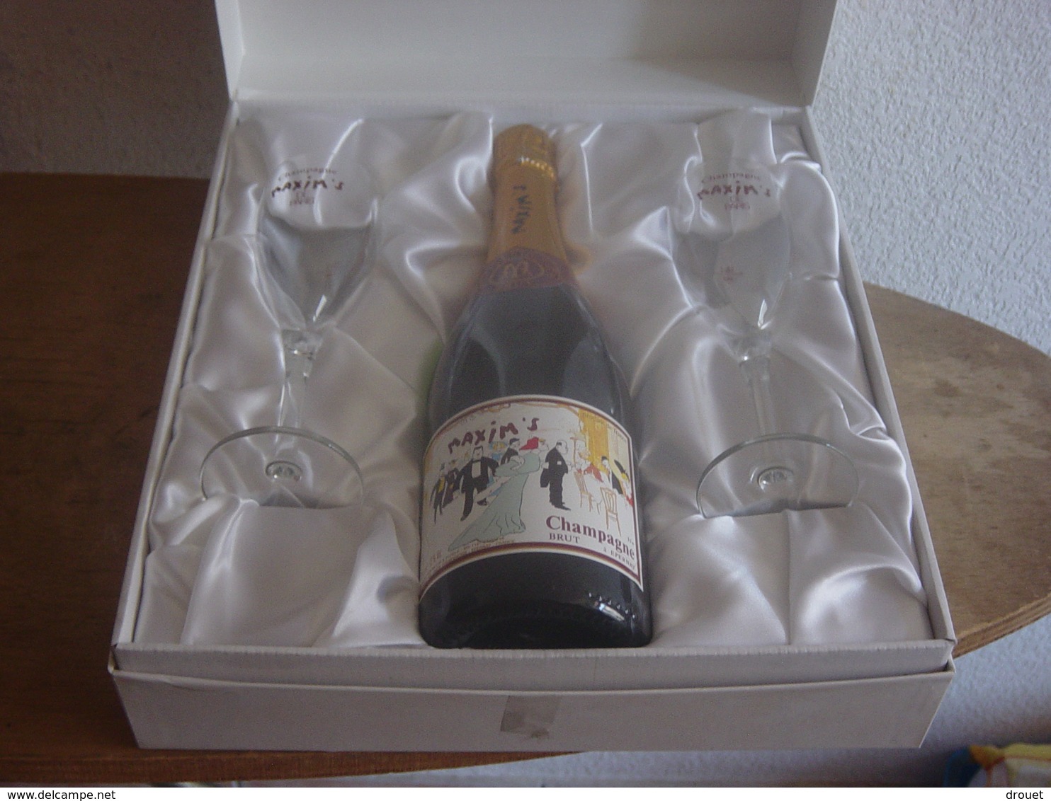 CHAMPAGNE MAXIM'S PRESTIGE- COFFRET AVEC SES 2 FLUTES - RARETE - Champagne & Sparkling Wine