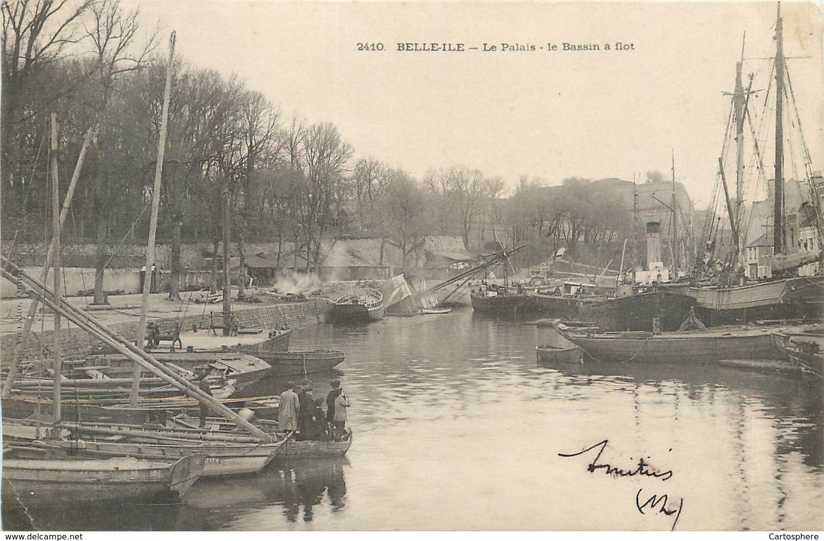 CPA 56 Morbihan Belle Ile En Mer La Palais Le Bassins à Flot - Belle Ile En Mer