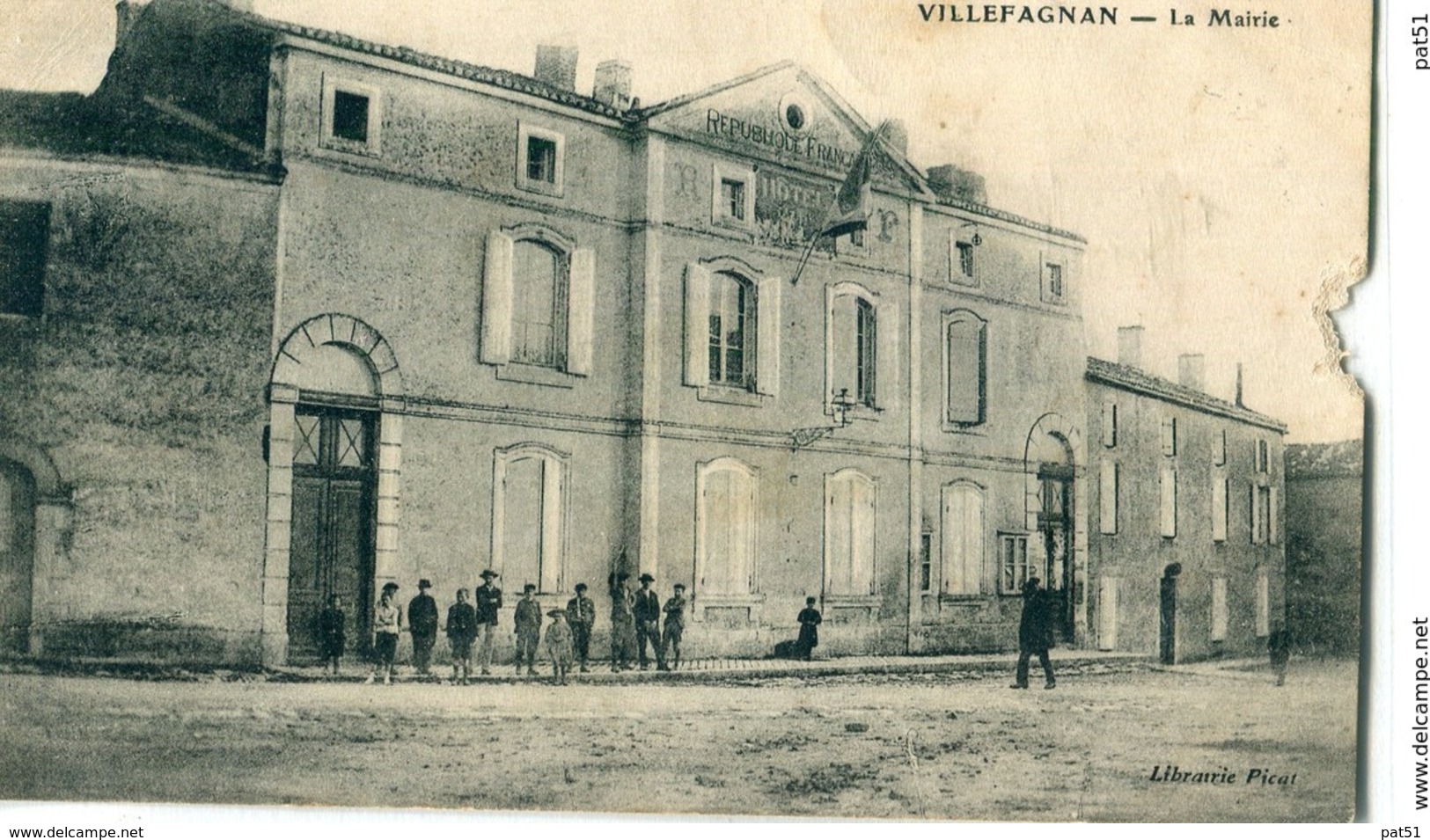 16 - Villefagnan : La Mairie - Villefagnan