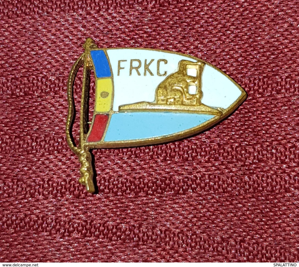 ROMANIA KAYAK CANOE FEDERATION, VINTAGE BADGE - Canoë