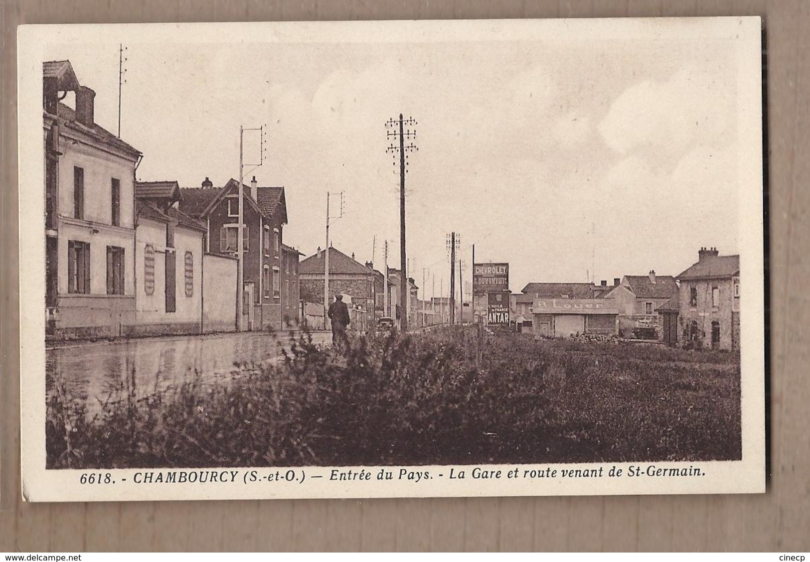 CPA 78 - CHAMBOURCY - Entrée Du Pays - La Gare Et Route Venant De St-Germain - Publicité CHEVROLET ANTAR - Chambourcy