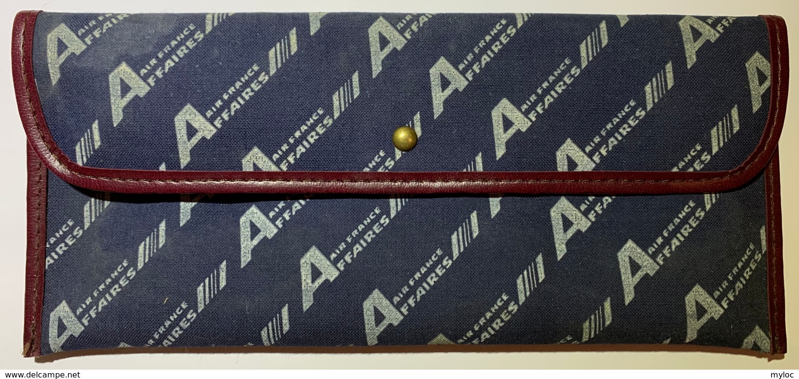 Pochette De La Compagnie Air France.  24,4 X 11,5 Cm - Andere & Zonder Classificatie