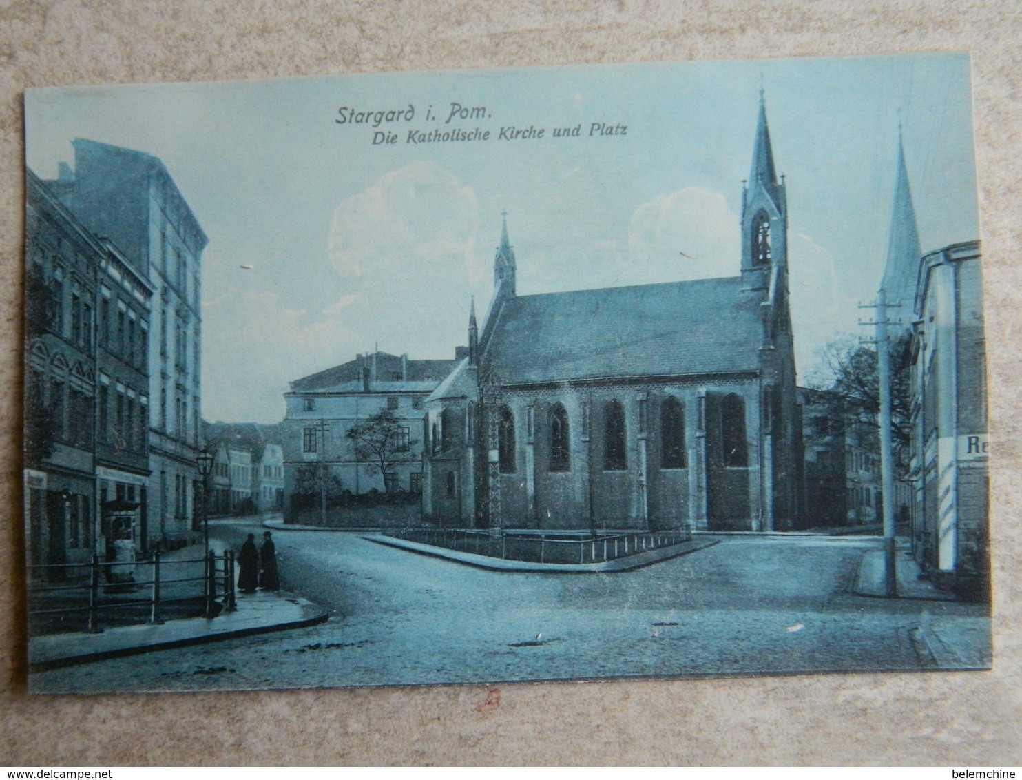 STARGARD                DIE KATHOLISCHE KIRCHE UND PLATZ - Polen