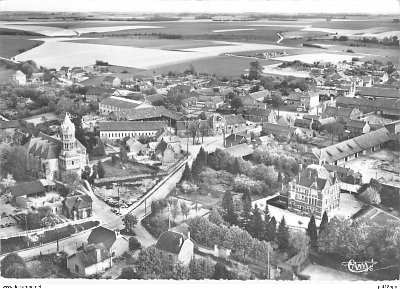 80 - MONCHY LAGACHE : Vue Générale - CPSM Village ( 660 Habitants) Dentelée Noir Blanc Grand Format - Somme - Autres & Non Classés