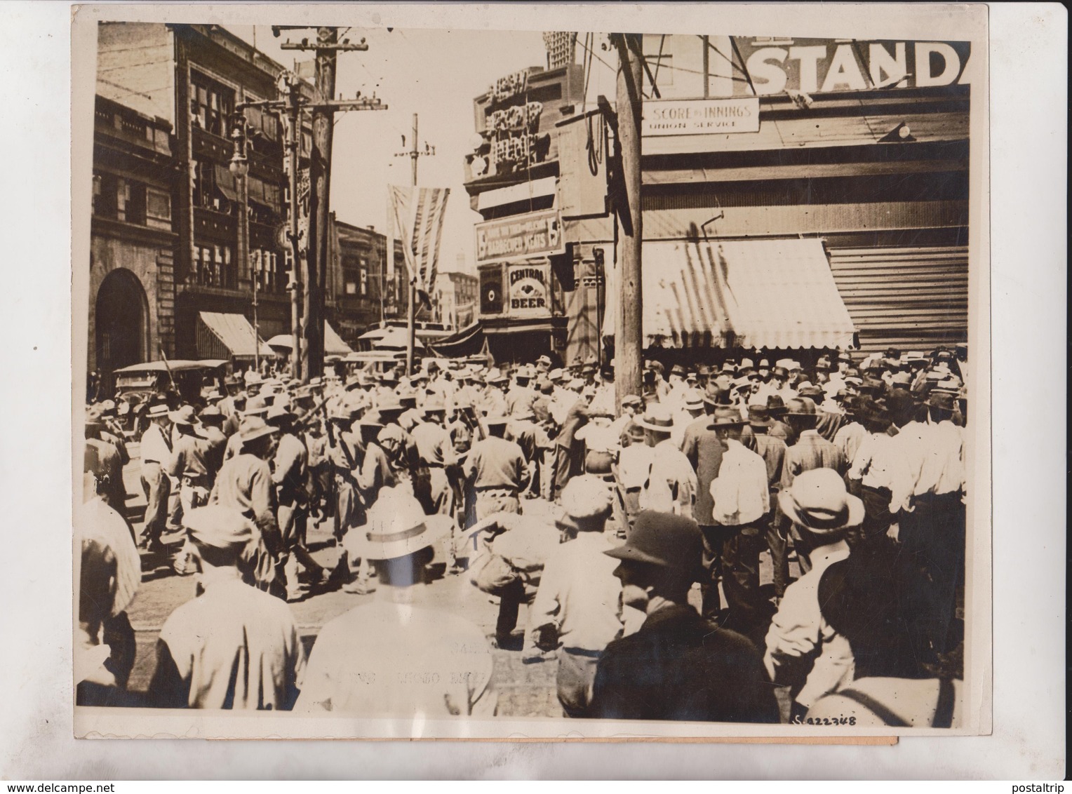 EAST ST LOUIS AFTER RIOTS STATE TROOPS COLLINSVILLE AVENUE BROADWAY GUARDSMEN  25*20CM Fonds Victor FORBIN 1864-1947 - Lugares