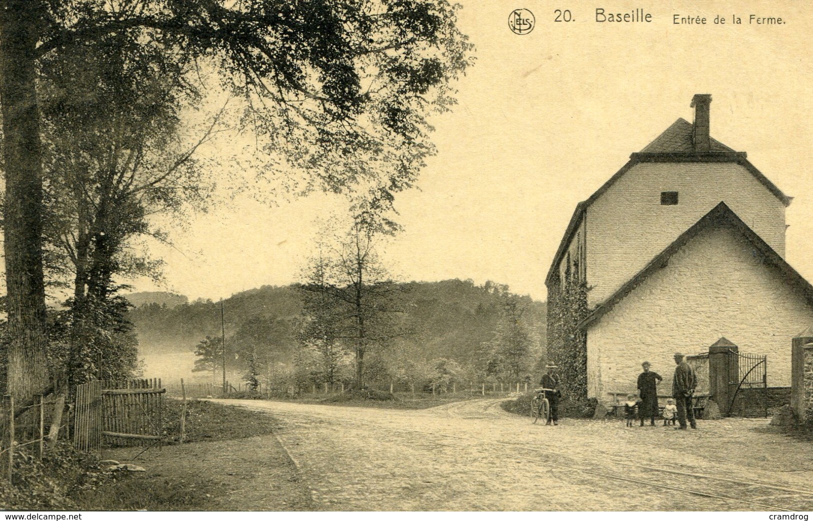 Baseille Entrée De La Ferme - Andere & Zonder Classificatie