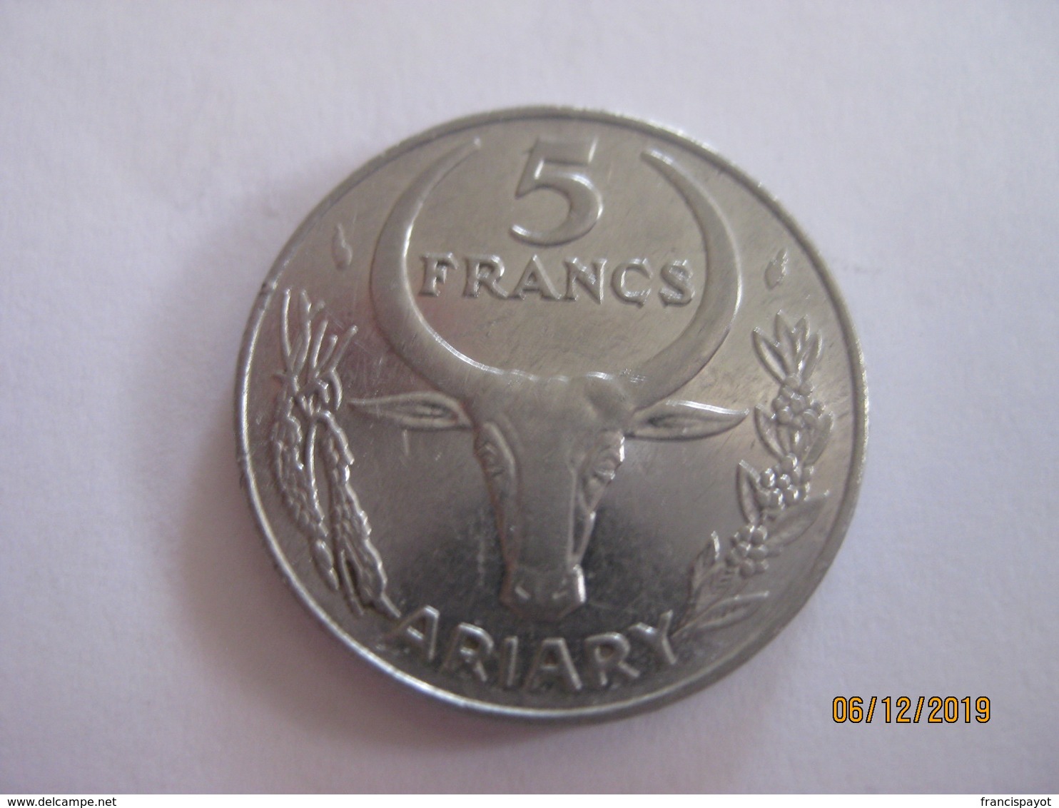 Madagascar: 5 Francs 1986 - Madagascar