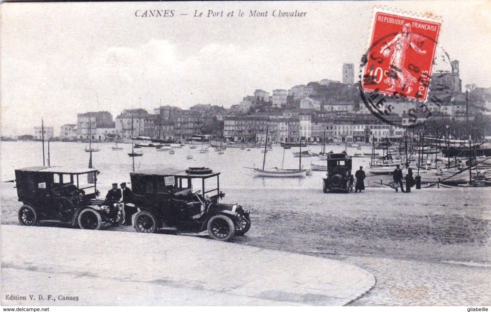 06 -  CANNES  -  Le Port Et Le Mont Chevalier ( Belle Animation D Automobiles Anciennes ) - Cannes