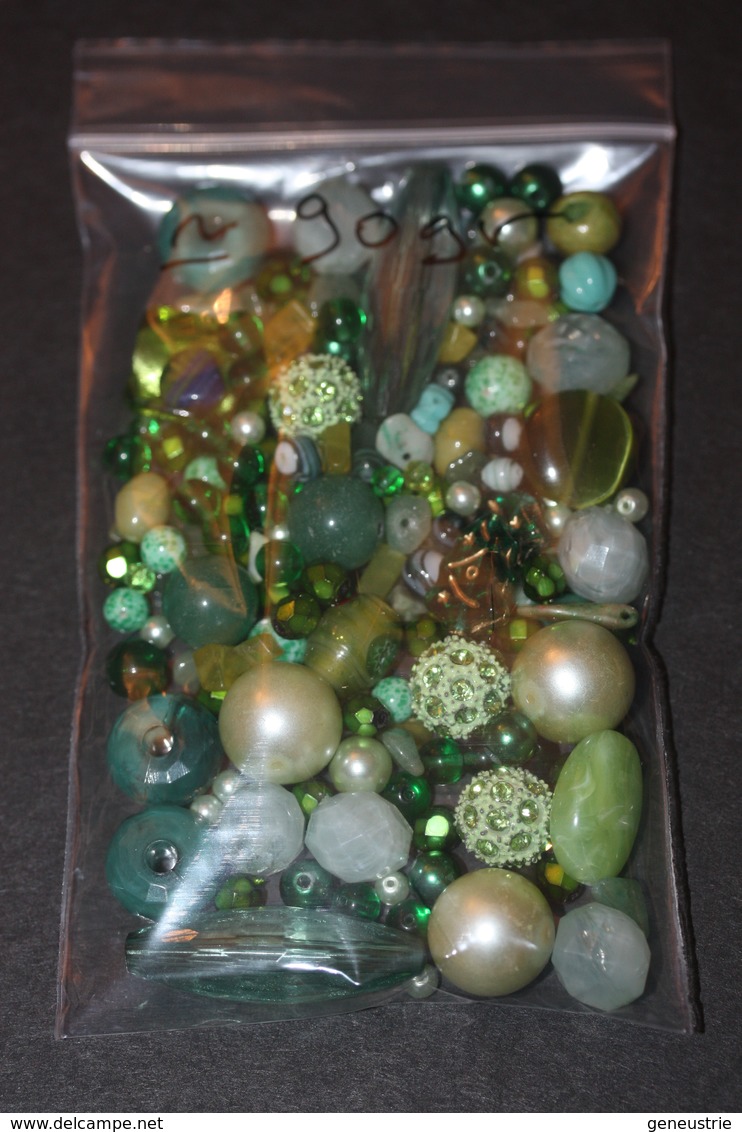 Beau Lot De 90gr Perles à Diminante Coloris Vert (verre, Céramique, Synthétique) - Perlen