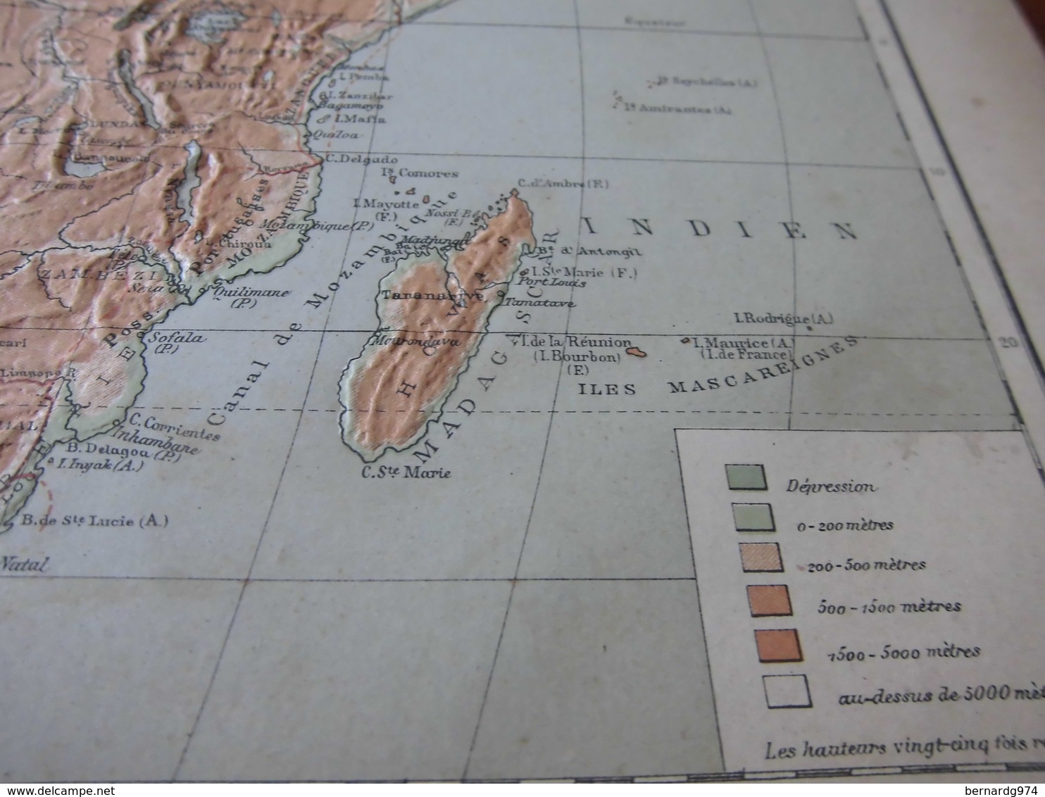 Afrique, Madagascar, Mascareignes, Réunion... : Rare Carte En Relief Par Henri Mager (1885) - Carte Geographique