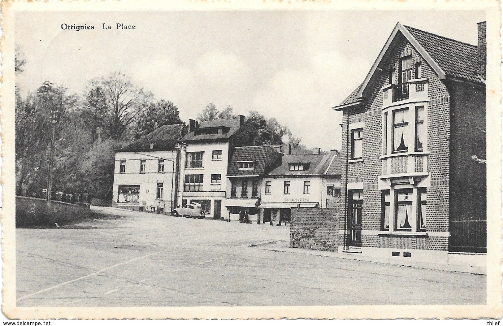 Ottignies NA20: La Place - Ottignies-Louvain-la-Neuve